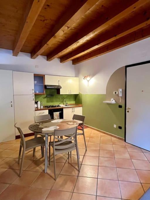 La Casa Di Nina - Appartamento 1 Valeggio sul Mincio Eksteriør billede